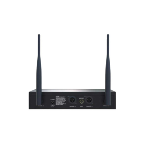 WP300 DUAL_3 AKG WP300 DUAL Sistema inalambrico dual fácil de configurar, con transmisión digital en UHF, receptor con antenas externas desmontables para un mejor rendimiento, pantalla para supervisar los niveles de señal, frecuencia y ajustes de programación, salida de señal de audio balanceada o no balanceada.